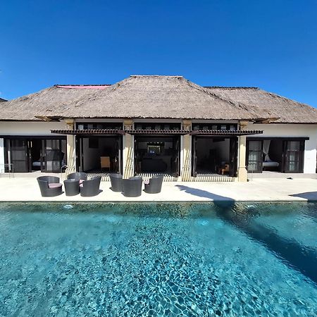 Villa Bugis Seminyak Buitenkant foto